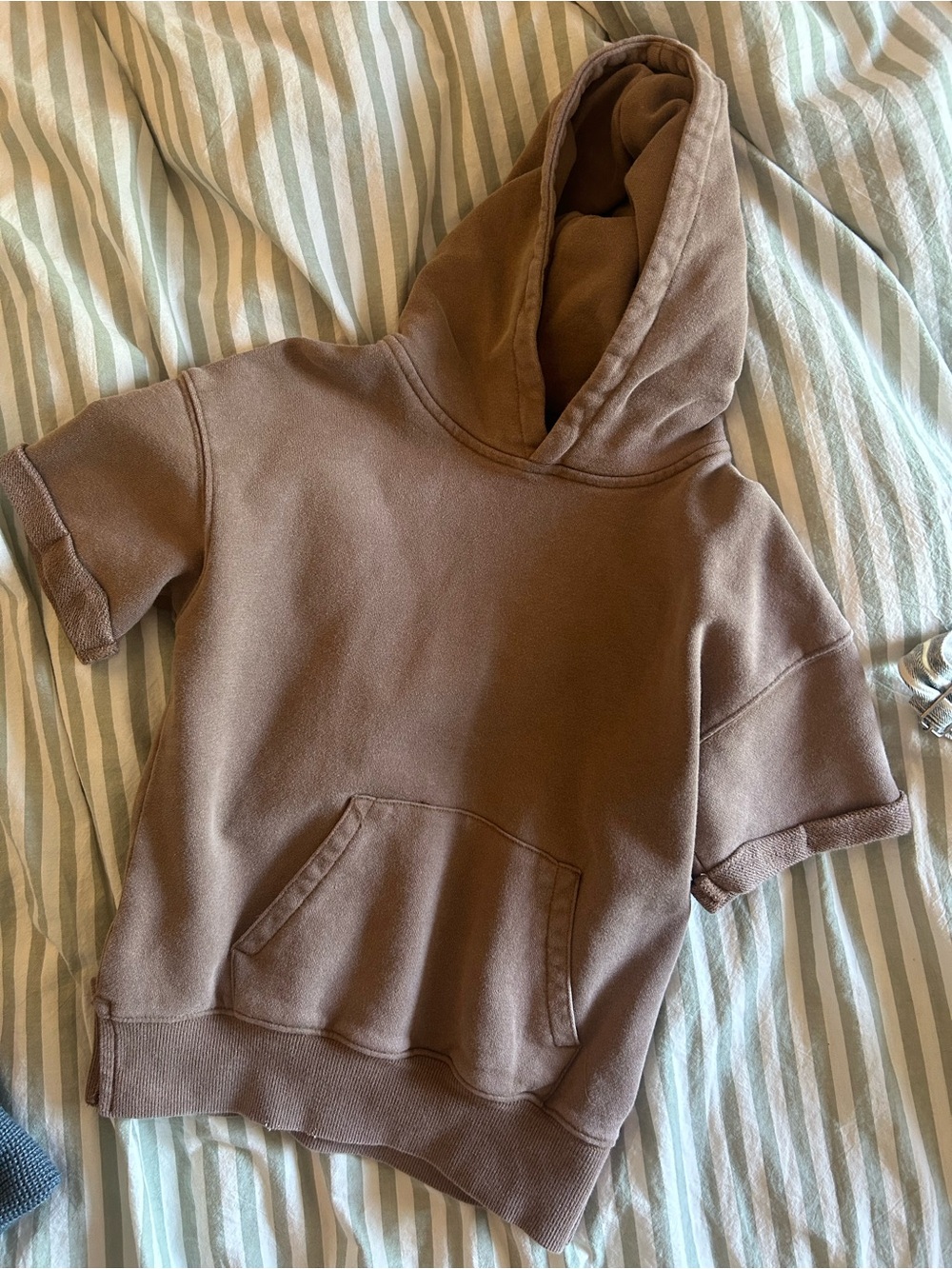 Little Bipsy Short-Sleeve Hooded Sweatshirt in Brown